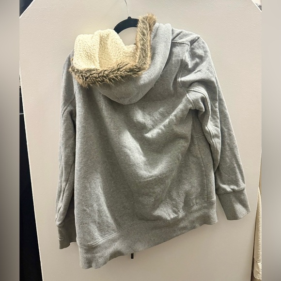 FINAL PRICE - Size XL Roxy jacket🌺 - Picture 3 of 4